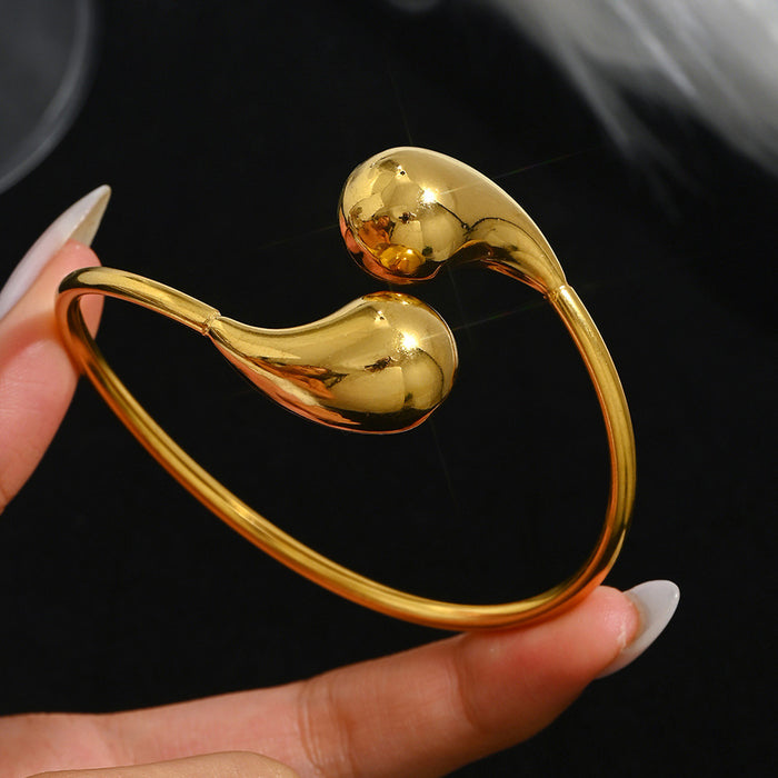 Wholesale Gold Bangle Set With Clover Rhinestone Design Chic Jewelry Accessory