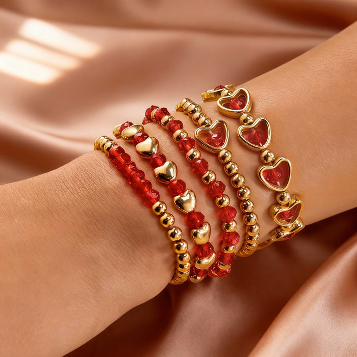 Wholesale Five-piece red heart-shaped crystal bead bracelet set for Valentine' s Day.