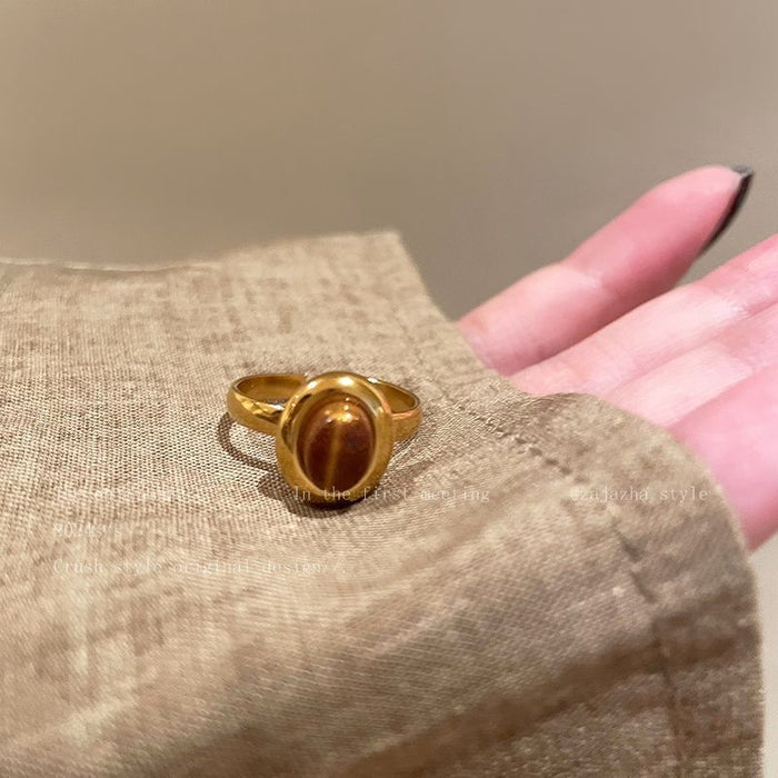 Wholesale Golden ring, women's high-end ring, niche design, unique ring