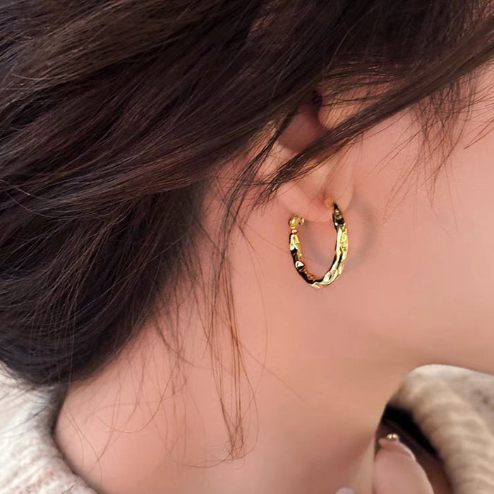 Wholesale Gold ring earrings with a high-end feel, niche pure silver earrings, temperament, and circle earrings