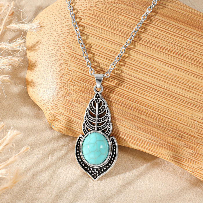 Wholesale Bohemian Love Heart Pendant Necklace Vintage Ethnic Style Fashion Accessory MOQ≥2