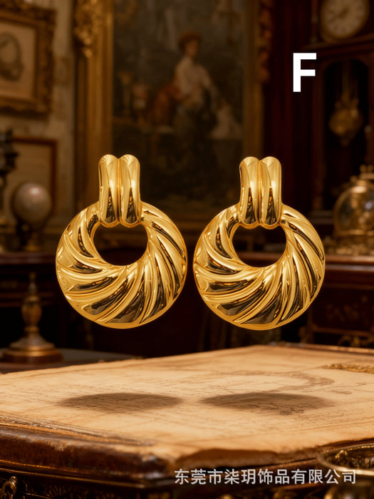 Wholesale Retro Metal Geometric Earrings Accessible  Women's Jewelry