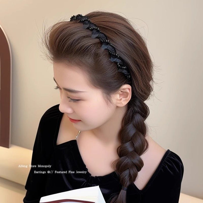 Wholesale Hairband for Women with Teeth and Rhinestones, High-End Hair Clip