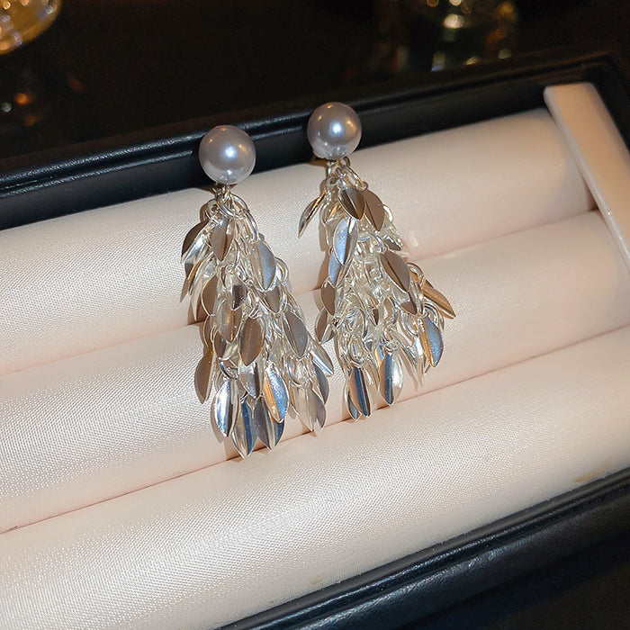 Wholesale metallic leaves tassel imitation pearl silver earrings personality a earrings for women