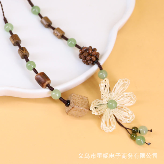 Wholesale Personalized Fashion Sweater Chain Women's Handmade Weaving Five Leaf Flower Pendant Wooden Hanging Chain Necklace Jewelry