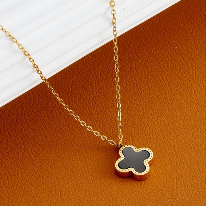 Wholesale Black and Red Four-leaf Clover Necklace Women's