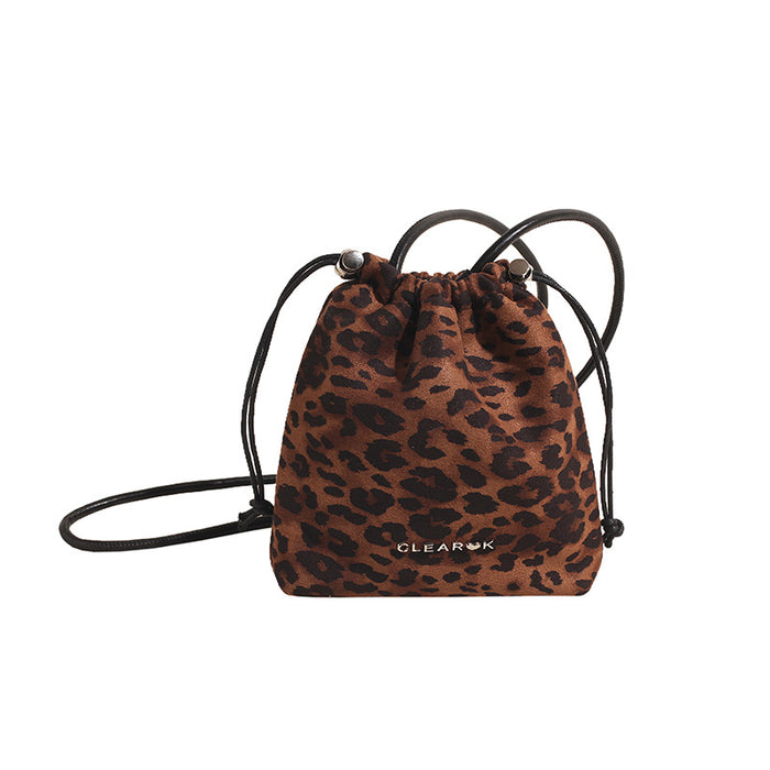 Wholesale Leopard print phone bag with high-end and niche design, fashionable and versatile drawstring small bag, single shoulder crossbody bag