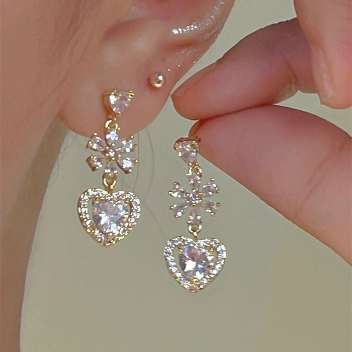Wholesale Love flower diamond earrings female super flash