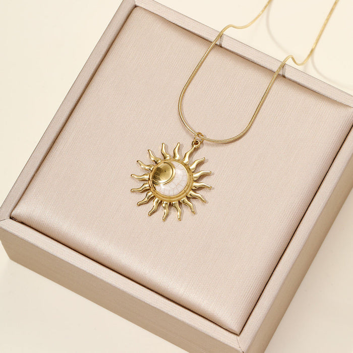 Wholesale New Cat Eye Stone Sun Titanium Steel Pendant Necklace Fashion Bag Clavicle Chain Stainless Steel Jewelry