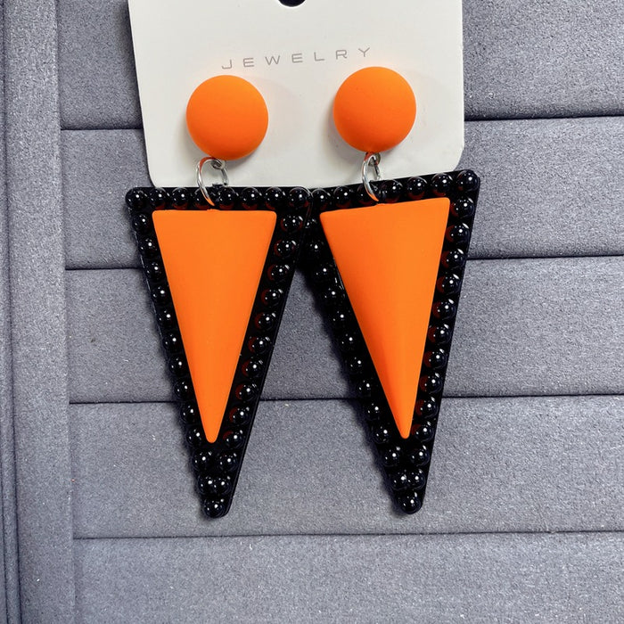 Wholesale  contrast color triangle temperament long color earrings Joker candy color geometric earrings