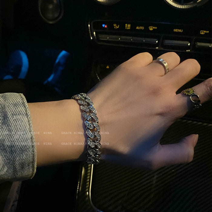 Wholesale Diamond-encrusted Cuban chain