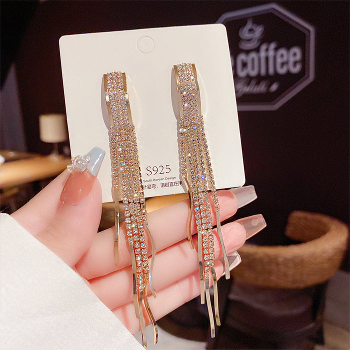 Wholesale Diamond studded earrings, fashionable and high-end wholesale temperament, tassel earrings, exaggerated