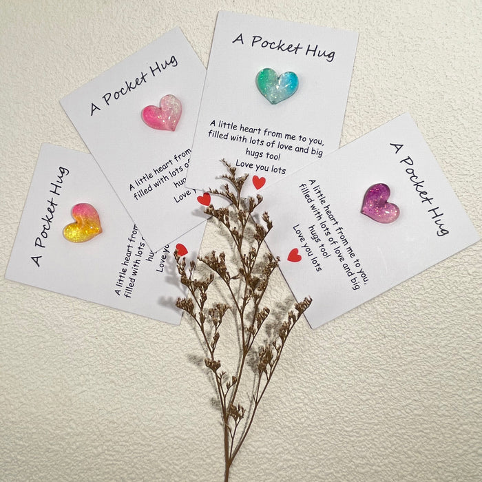 Wholesale gradient heart-shaped resin Decorations greeting card