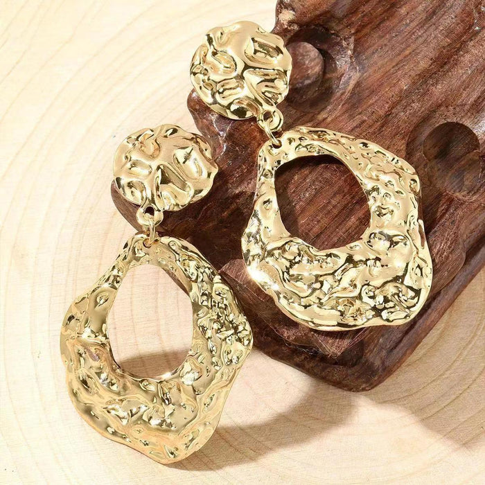 Wholesale popular pleated metal earrings large earrings simple irregular personality
