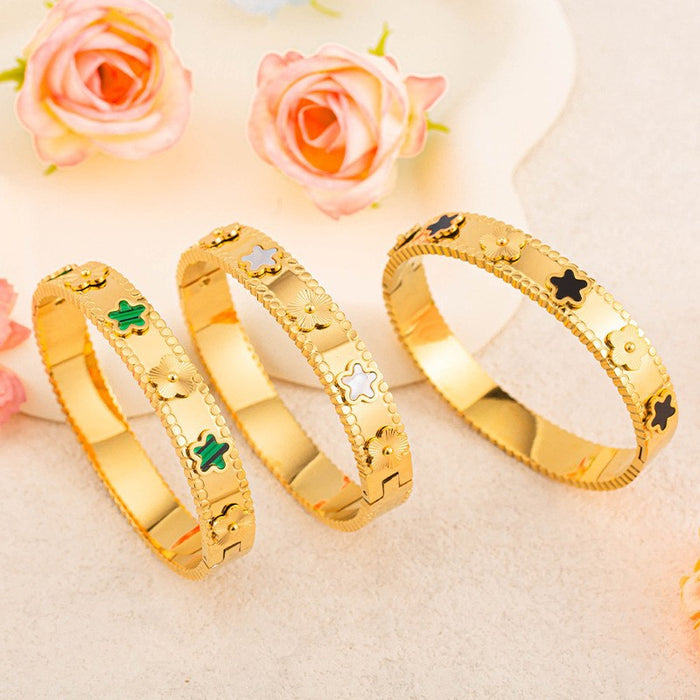 Wholesale Titanium steel five-leaf clover gold-plated bracelet