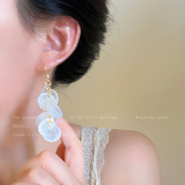 Wholesale Long tassel shell earrings, new style with exaggerated temperament, seaside earrings