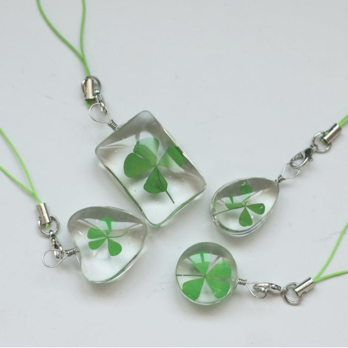 Wholesale leaf clover  keychain