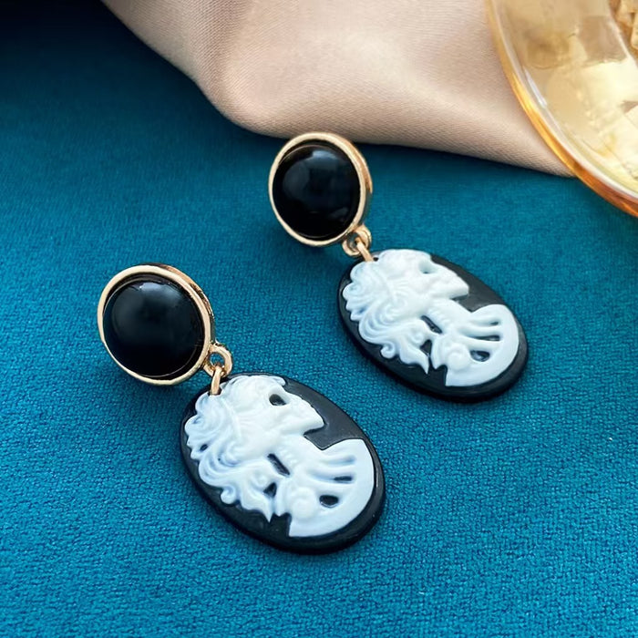 Wholesale Black and White Skull Queen Tooth Earrings Retro Palace Style Old Portrait Mayo Women' s Hanging