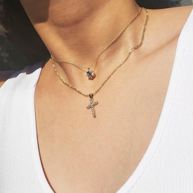 Wholesale Fashionable and versatile cross necklace, personalized pendant, collarbone chain