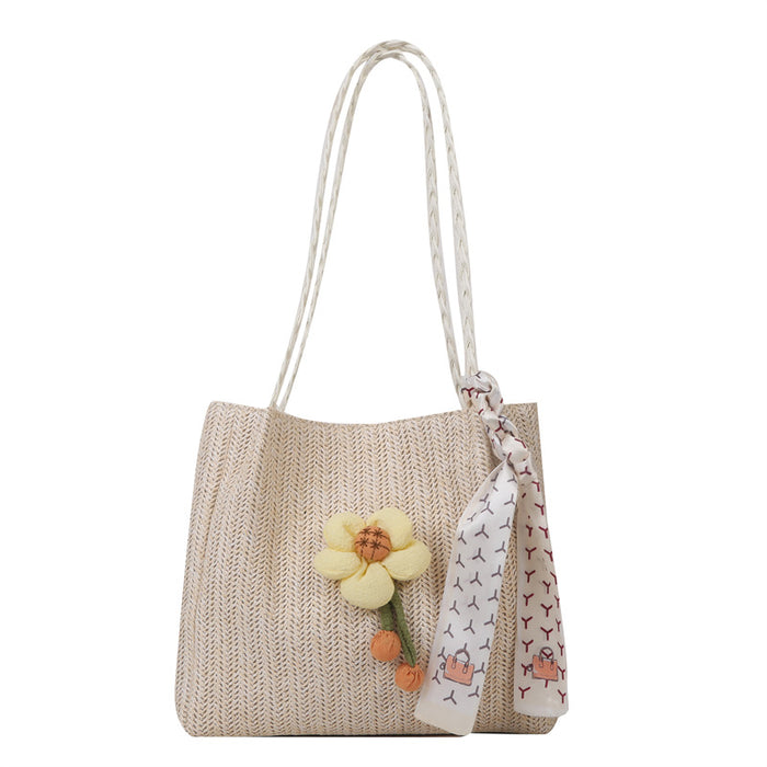 Wholesale Small woven commuting tote bag, large capacity vacation single shoulder grass woven bag