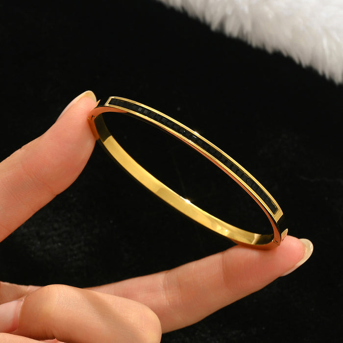 Wholesale Gold Tone Titanium Steel  Bangle Set With Rhinestone Row Trendy Jewelry Accessory For Party Or Everyday Gift