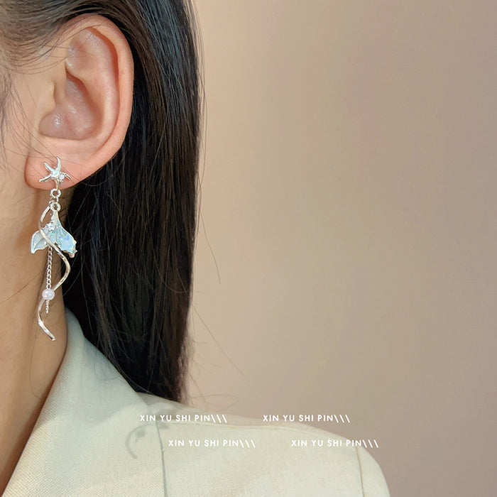 Wholesale Asymmetric long earrings with exquisite temperament and ear accessories