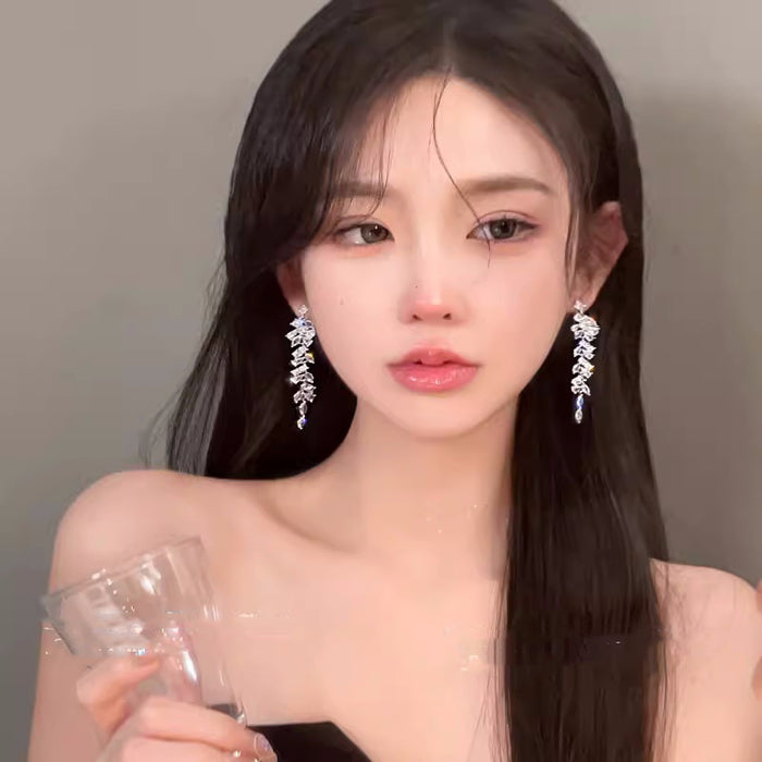 Wholesale Light luxury sparkling diamond zircon wheat ear earrings with a niche design sense, long tassel leaf earrings with earrings