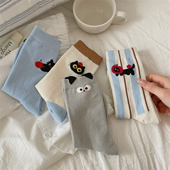 Wholesale Cute cartoon socks, small and niche pile socks
