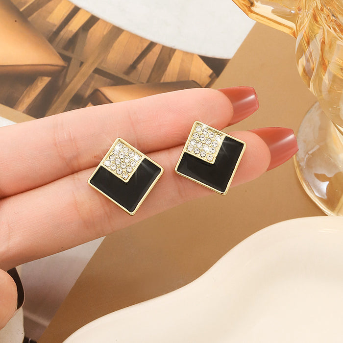 Wholesale Minimalist earrings, fashionable and niche silver needle geometric square earrings, temperament earrings, versatile earrings, earrings, pendants