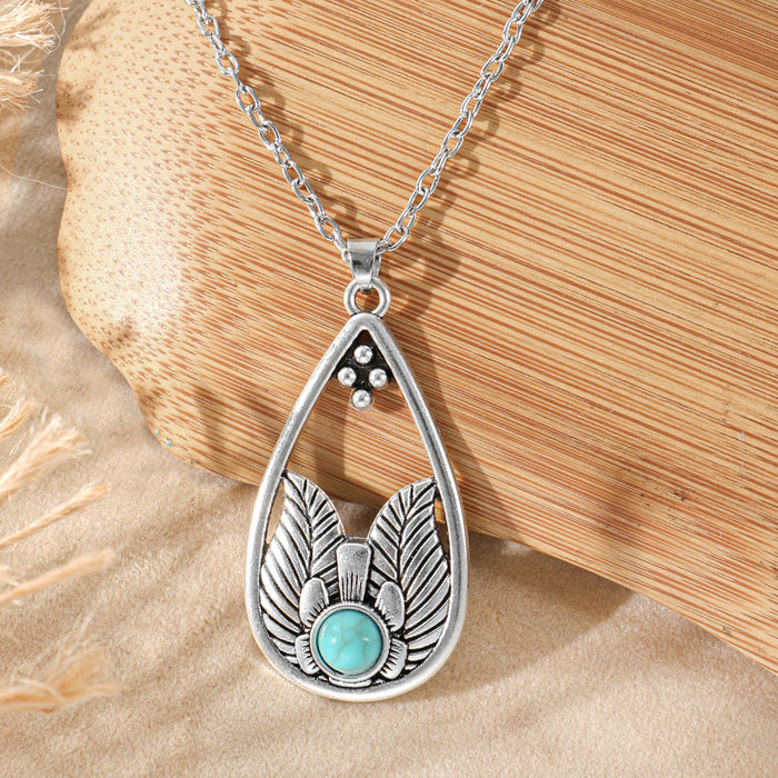 Wholesale Bohemian Love Heart Pendant Necklace Vintage Ethnic Style Fashion Accessory MOQ≥2