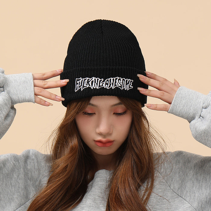 Wholesale Autumn and winter men's and women's embroidery thin knitted wool cap student shopping sweet cold cap letter pullover hat