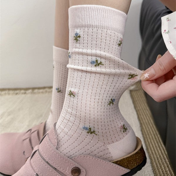 Wholesale Boneless card silk floral retro mid length socks with mesh breathable and versatile design