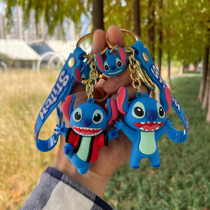 Wholesale Soft plastic figurine creative cute PVC keychain, car keychain, backpack pendant