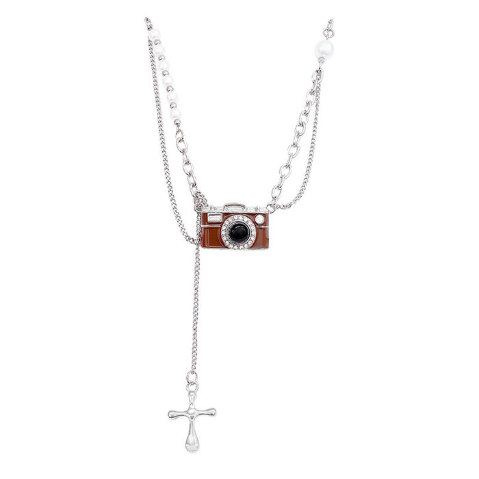 Wholesale Retro brown camera necklace with high-end design, zircon pendant, sweater chain, sweatshirt chain