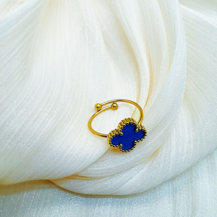 Wholesale Titanium steel clover ring plated with genuine gold