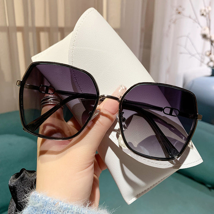 Wholesale sunglasses sunscreen with brown high sense driving UV protection sunglasses women