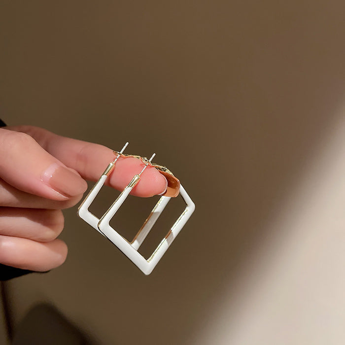 Wholesale Silver needle ear ring niche personality design sense exaggerated earrings women' s fashion temperament earrings