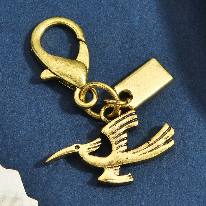 Wholesale Multi Style Dinosaur Clover Heart Animal Gold Alloy Keychain Pendant Fashion Jewelry Accessory
