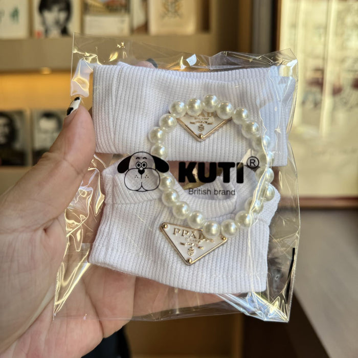 Wholesale Doll Clothes with Hat Pearl Necklace Knitted Doll Clothes