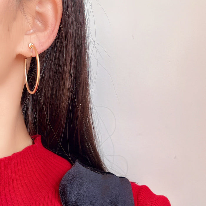 Wholesale Ear Clip No Ear Holes Hong Kong Wind Ring Ear Stud Earrings