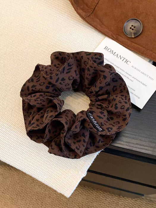 Wholesale Retro Large Leopard Print Scrunchies