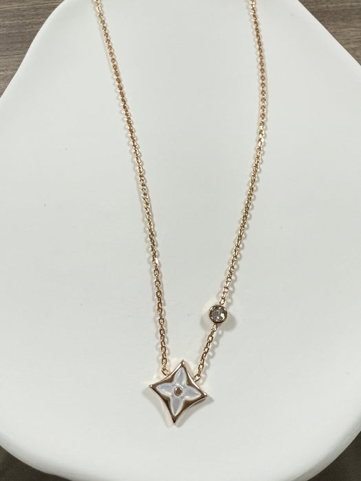 Wholesale Clover and Five Flowers Bracelet Necklace