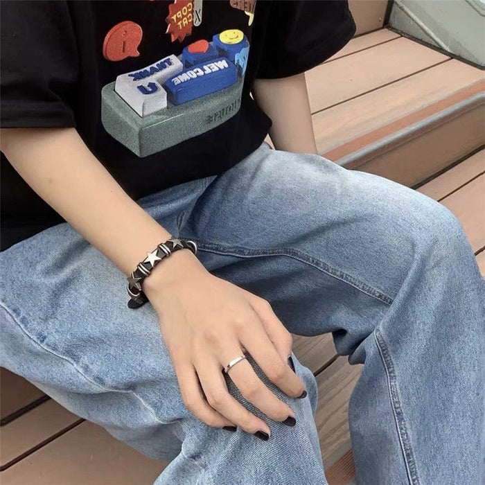 Wholesale Retro Soft Leather Star Leather Bracelet