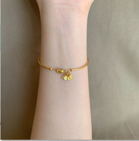 Wholesale The bracelet features a niche design with a light luxury style and a plain circle. It is a handmade accessory