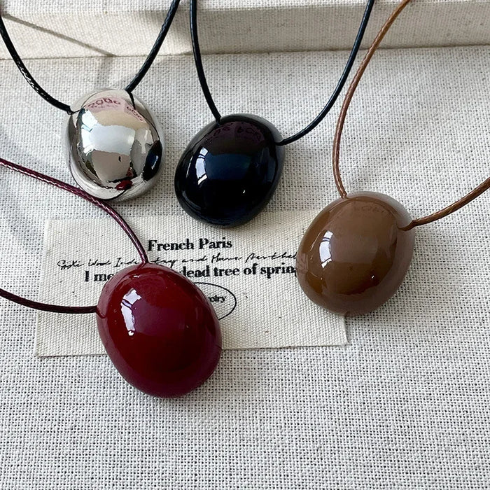 Wholesale Fashionable and versatile long necklace, sweatshirt chain, high-end feeling, collarbone chain