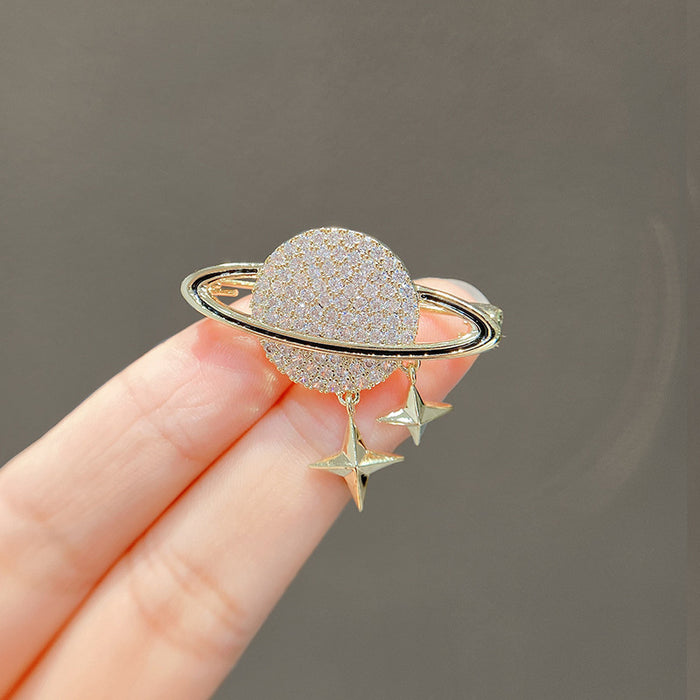 Wholesale Brooch and pin fix clothes fashionably