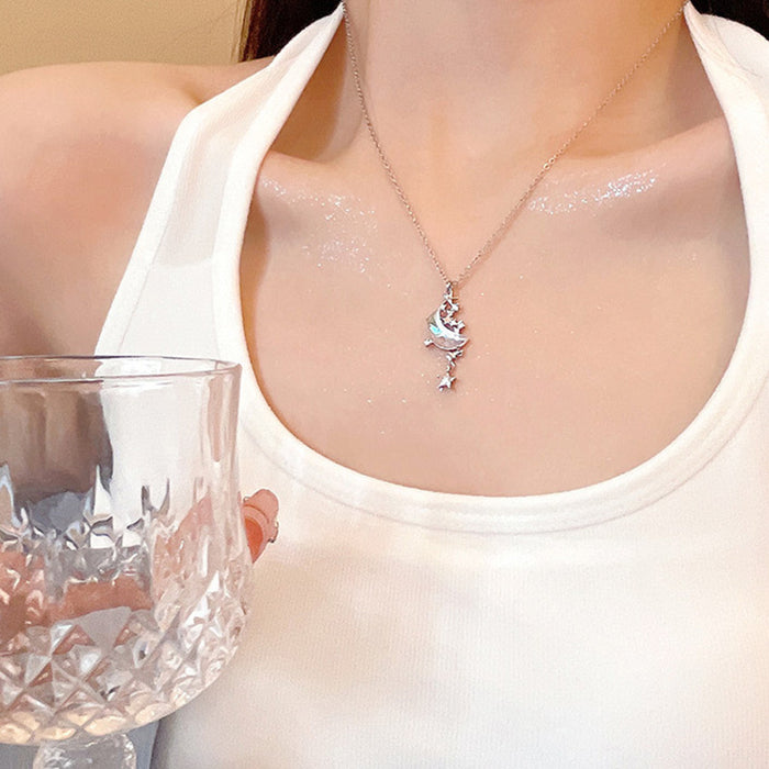 Wholesale Cold Style Female Niche Butterfly Clavicle Chain Pendant