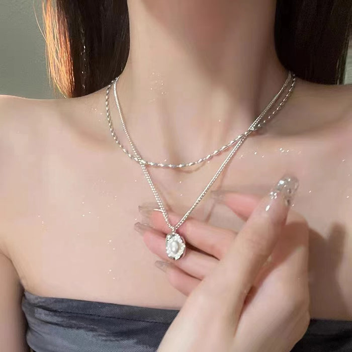 Wholesale Zircon pearl pendant, double-layer layered collarbone chain, high-end, light luxury, fashionable, personalized necklace accessories