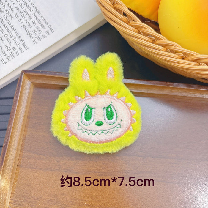Wholesale Squeaky Doll Keychain Pendant Cute e Rag Doll Small Hanging Mobile Phone Case