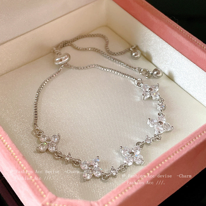 Wholesale Zircon flower diamond shaped bracelet, fashionable wristband, high-end, exquisite and versatile bracelet accessory
